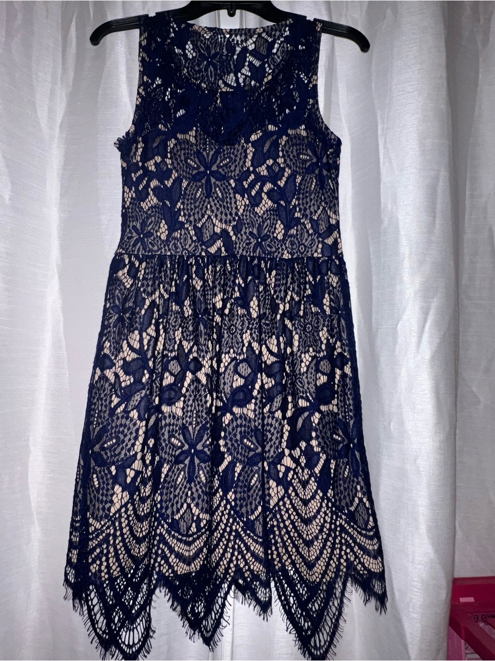 Love Fire Women’s Blue Floral Lace Nude  A-Line Round Neck Zip Sleeveless Sz S